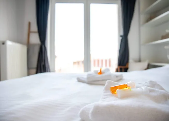 Brightful 2br With Amazing Views 公寓 *