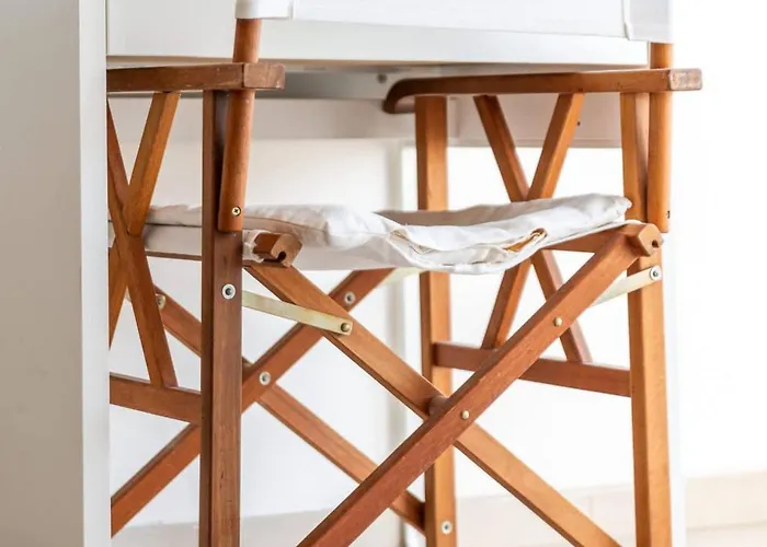 Brightful 2br With Amazing Views 公寓